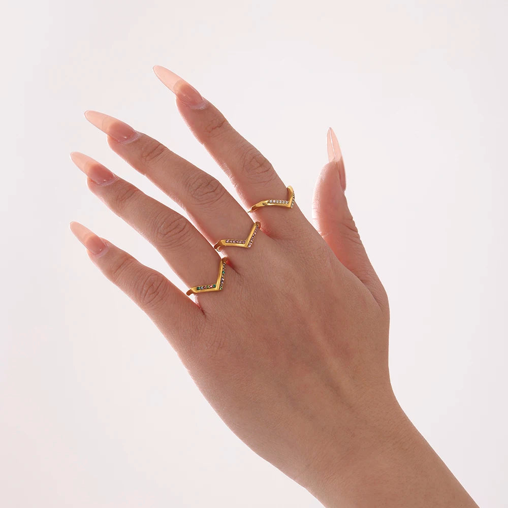V Stacklable Ring