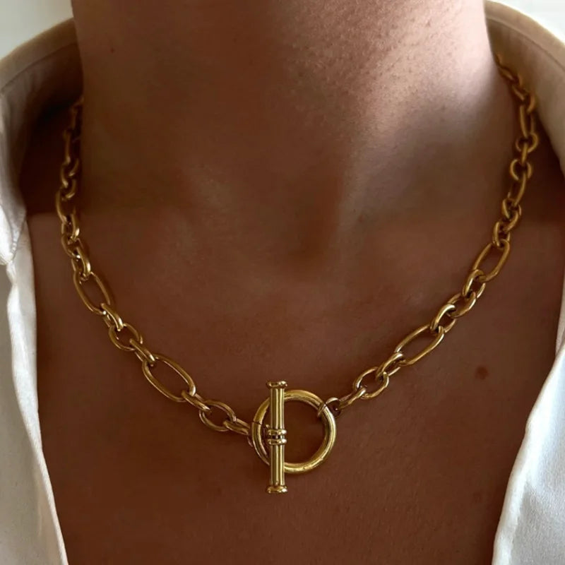 Chunky Toggle Necklace