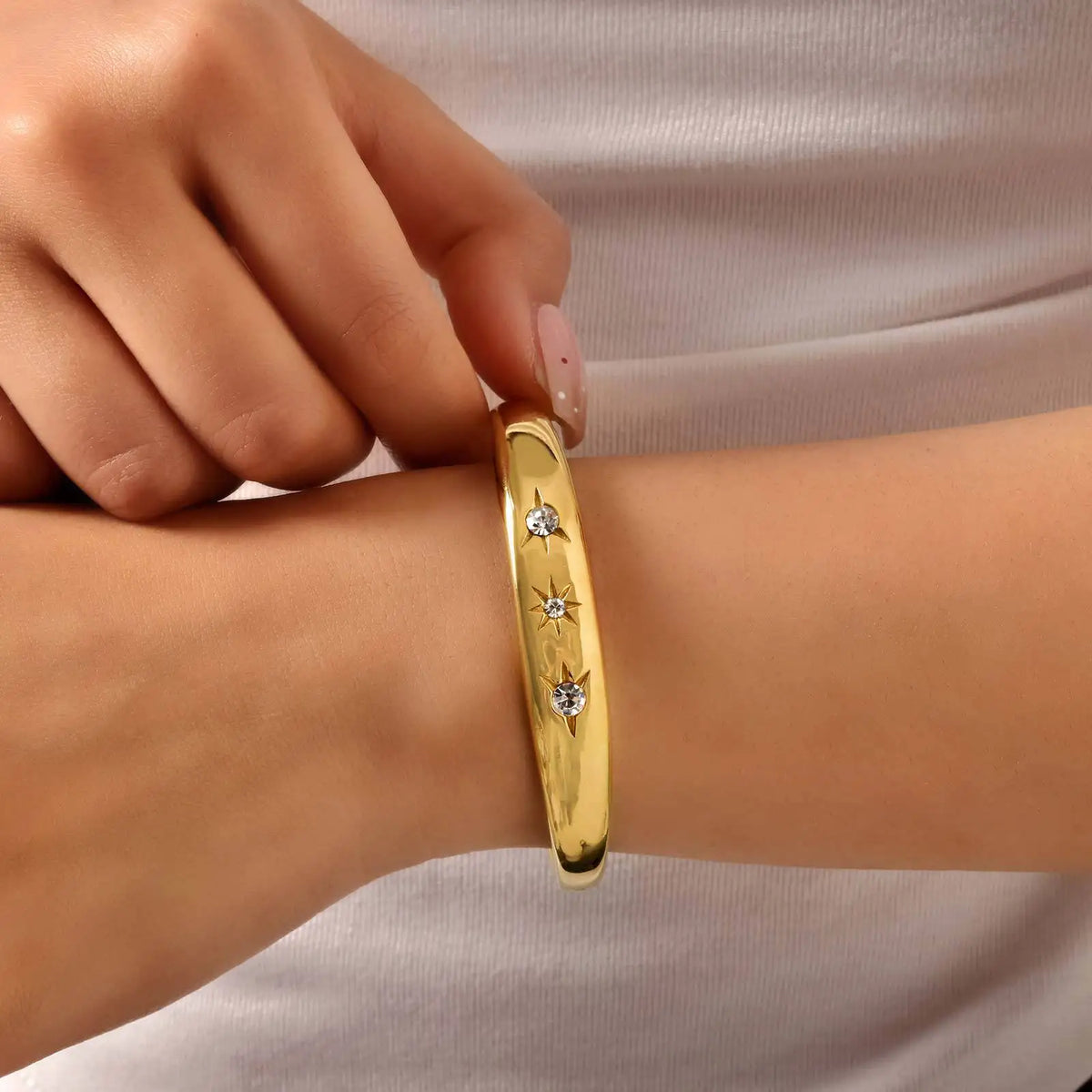 Star Bangle Bracelet