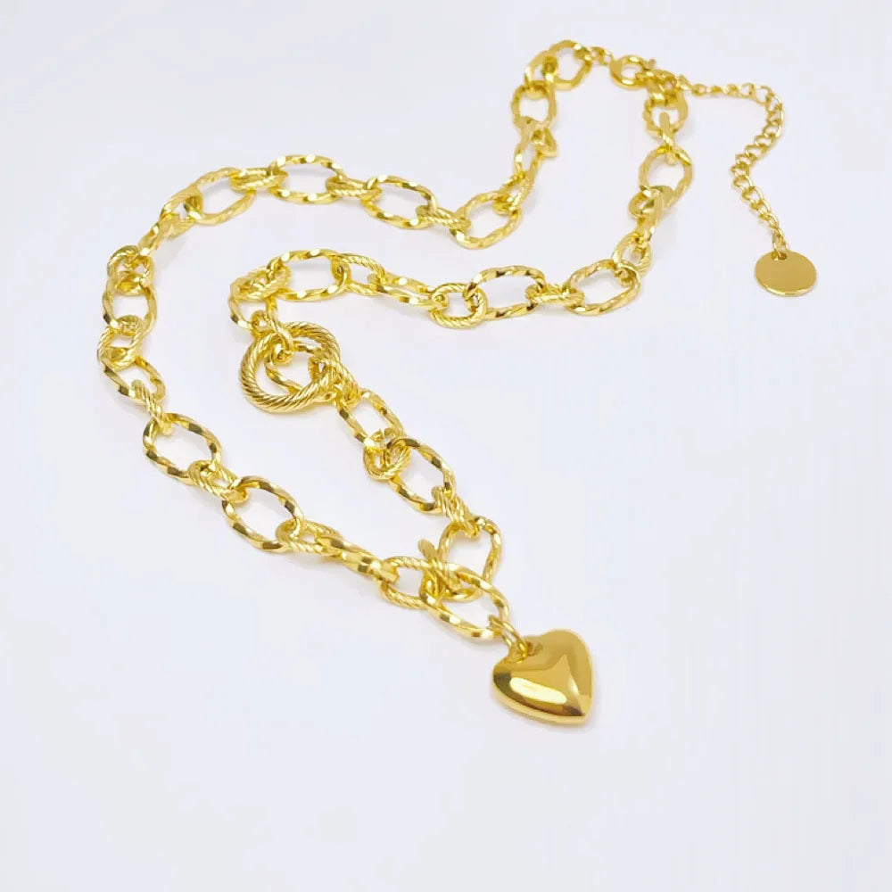 Chunky Necklace with Heart Pendant